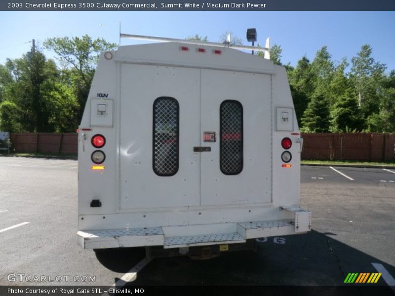 Summit White / Medium Dark Pewter 2003 Chevrolet Express 3500 Cutaway Commercial