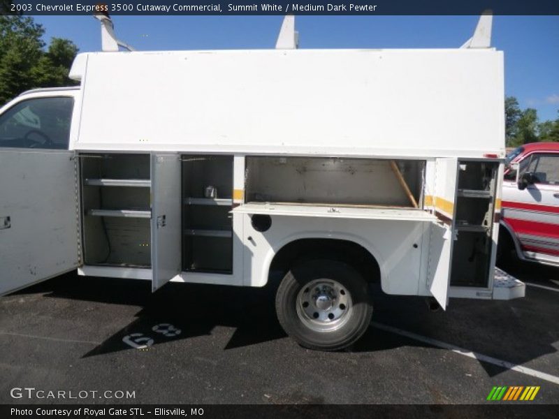 Summit White / Medium Dark Pewter 2003 Chevrolet Express 3500 Cutaway Commercial