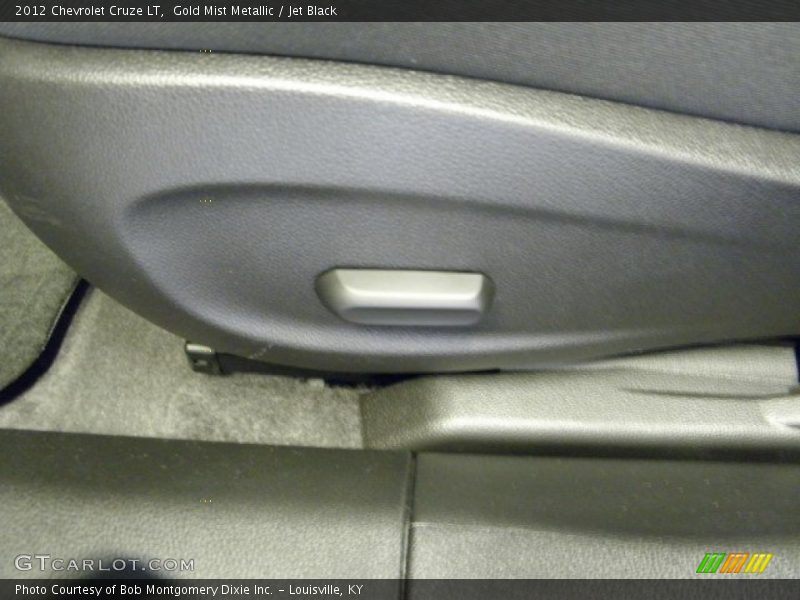 Gold Mist Metallic / Jet Black 2012 Chevrolet Cruze LT