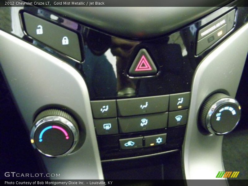 Gold Mist Metallic / Jet Black 2012 Chevrolet Cruze LT