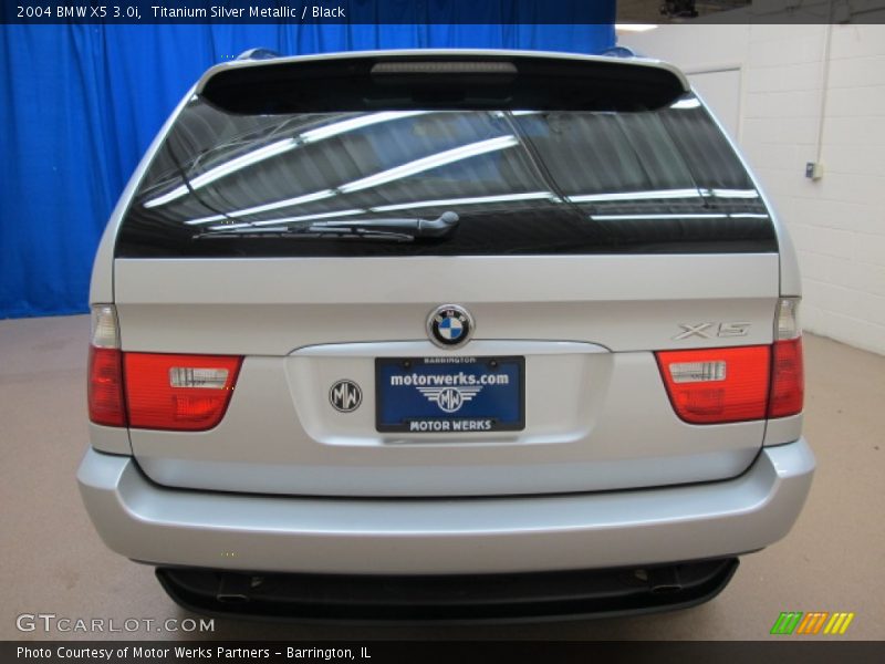 Titanium Silver Metallic / Black 2004 BMW X5 3.0i