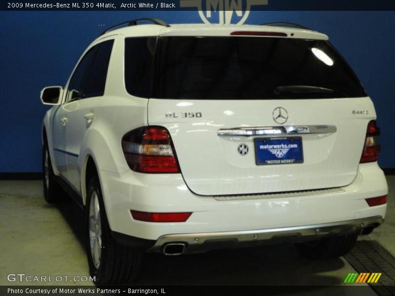 Arctic White / Black 2009 Mercedes-Benz ML 350 4Matic
