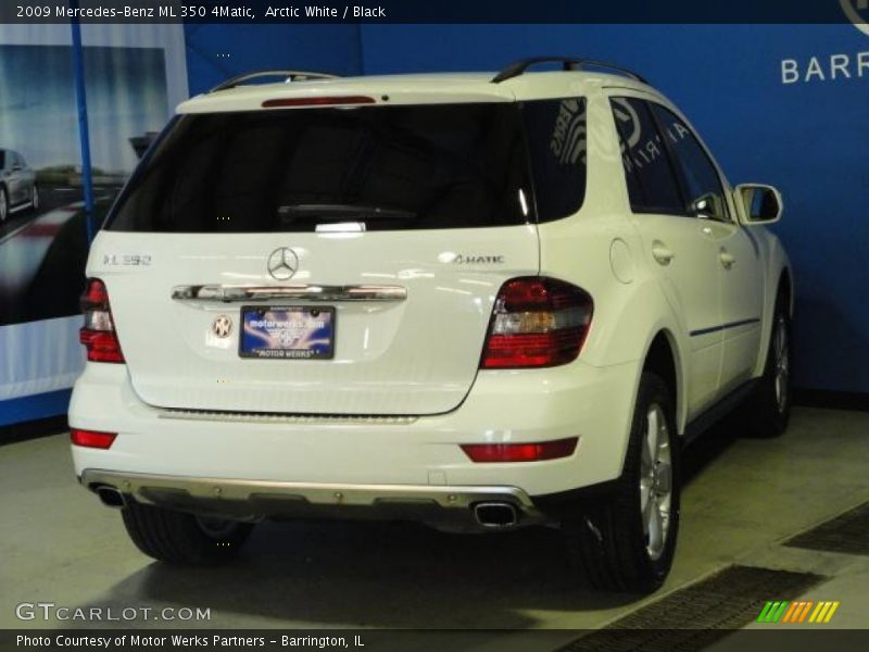 Arctic White / Black 2009 Mercedes-Benz ML 350 4Matic