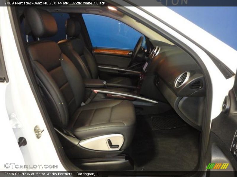 Arctic White / Black 2009 Mercedes-Benz ML 350 4Matic