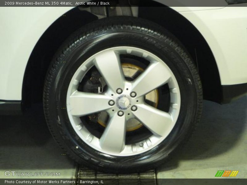 Arctic White / Black 2009 Mercedes-Benz ML 350 4Matic