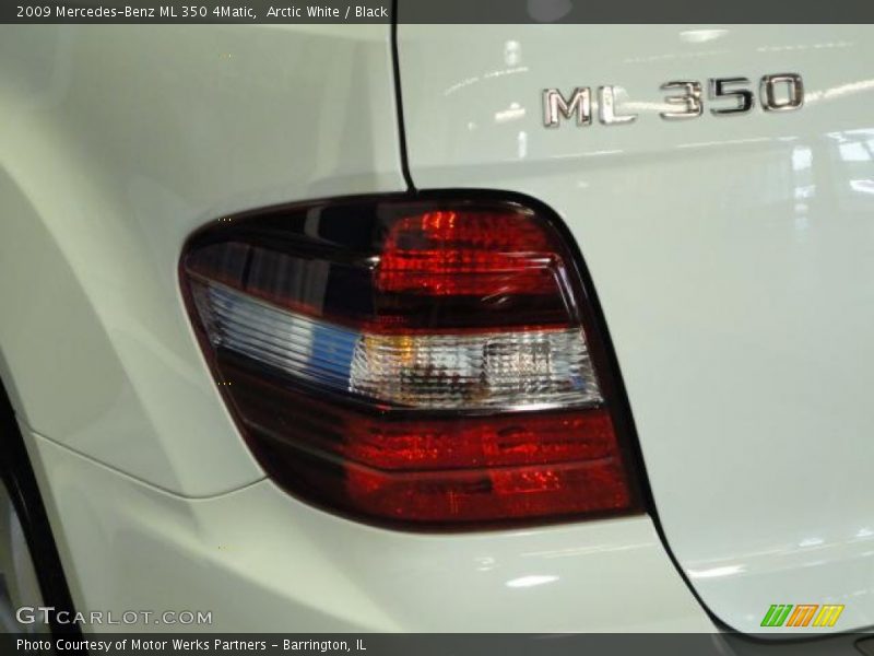 Arctic White / Black 2009 Mercedes-Benz ML 350 4Matic