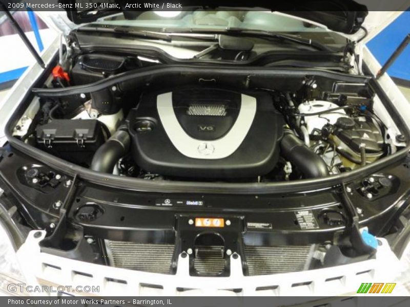 Arctic White / Black 2009 Mercedes-Benz ML 350 4Matic
