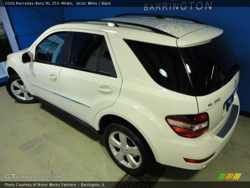 Arctic White / Black 2009 Mercedes-Benz ML 350 4Matic