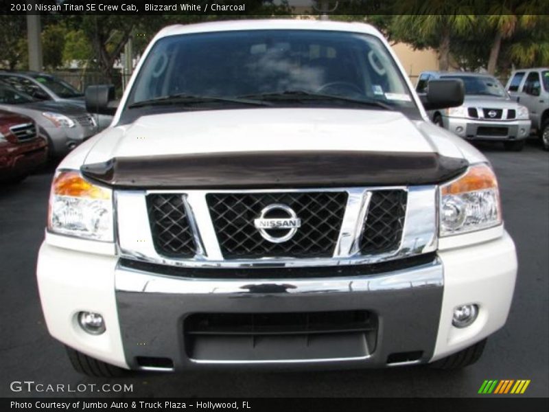 Blizzard White / Charcoal 2010 Nissan Titan SE Crew Cab