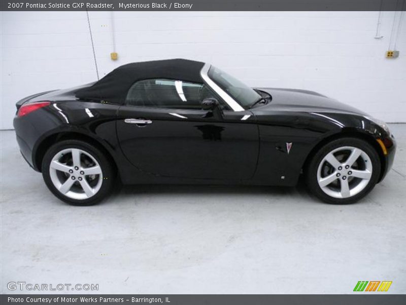 Mysterious Black / Ebony 2007 Pontiac Solstice GXP Roadster