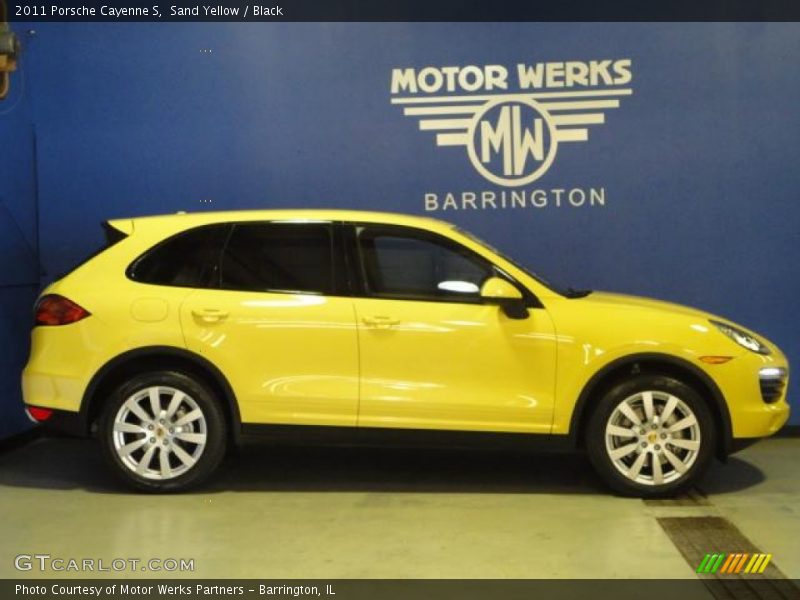 Sand Yellow / Black 2011 Porsche Cayenne S
