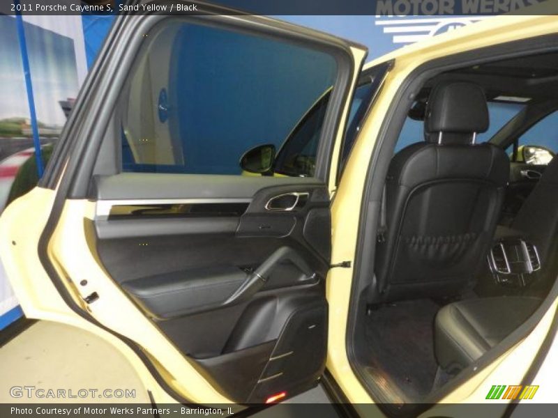 Sand Yellow / Black 2011 Porsche Cayenne S