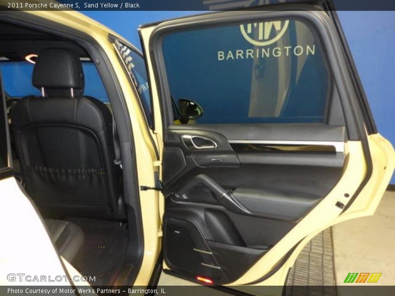 Sand Yellow / Black 2011 Porsche Cayenne S