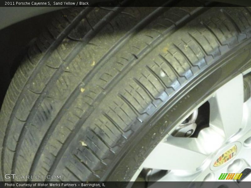 Sand Yellow / Black 2011 Porsche Cayenne S