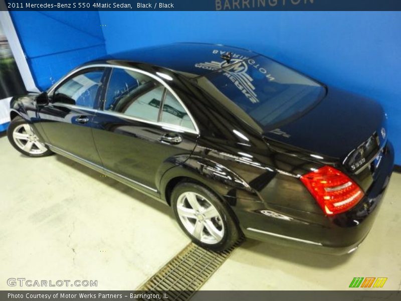 Black / Black 2011 Mercedes-Benz S 550 4Matic Sedan
