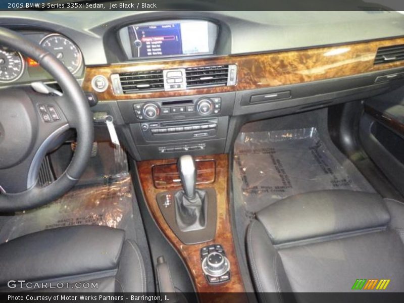 Jet Black / Black 2009 BMW 3 Series 335xi Sedan