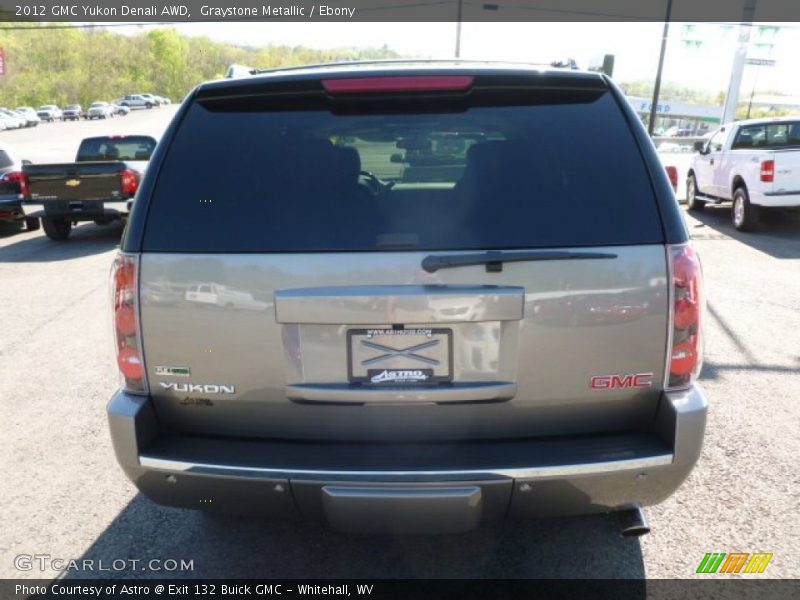 Graystone Metallic / Ebony 2012 GMC Yukon Denali AWD