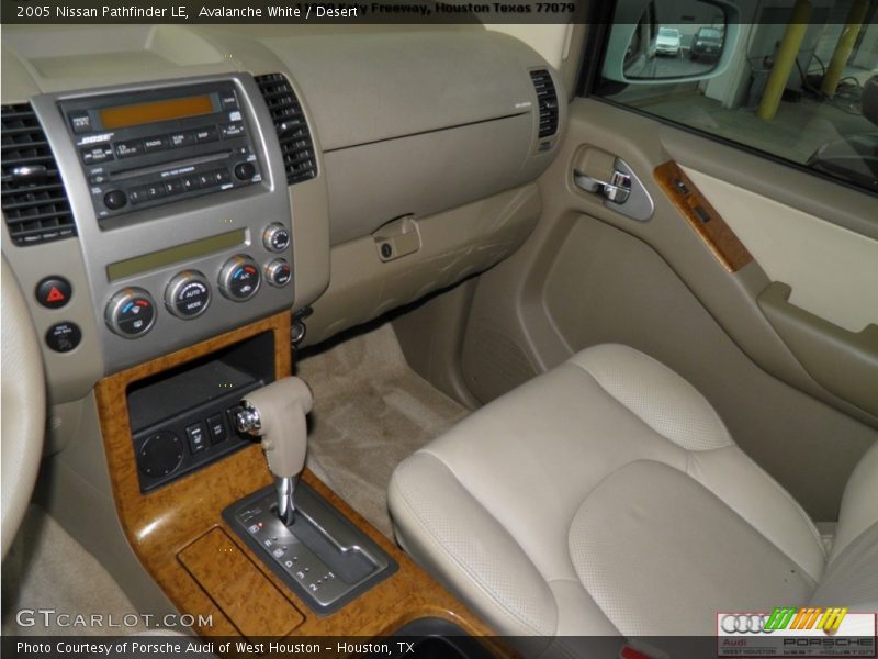 Avalanche White / Desert 2005 Nissan Pathfinder LE