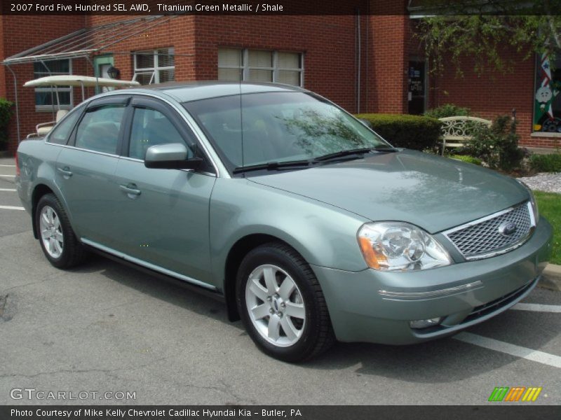 Front 3/4 View of 2007 Five Hundred SEL AWD