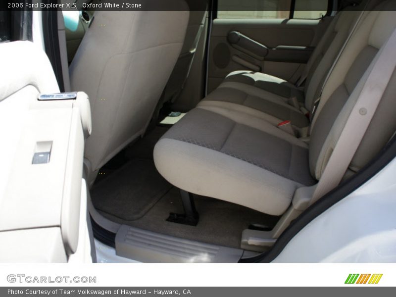 Oxford White / Stone 2006 Ford Explorer XLS