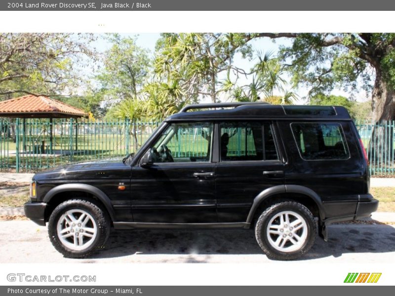 Java Black / Black 2004 Land Rover Discovery SE
