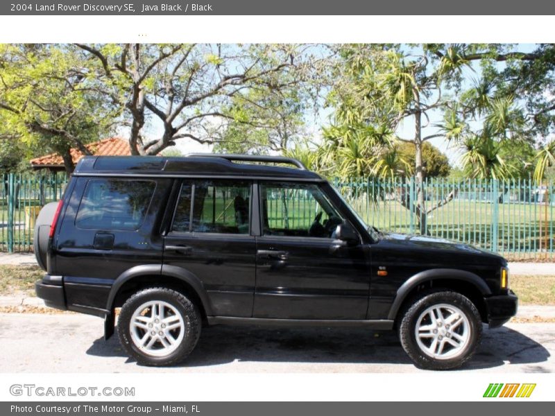 Java Black / Black 2004 Land Rover Discovery SE
