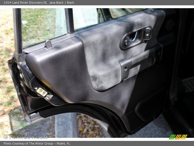 Java Black / Black 2004 Land Rover Discovery SE