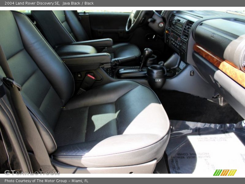 Java Black / Black 2004 Land Rover Discovery SE