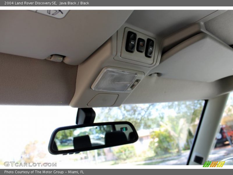 Java Black / Black 2004 Land Rover Discovery SE