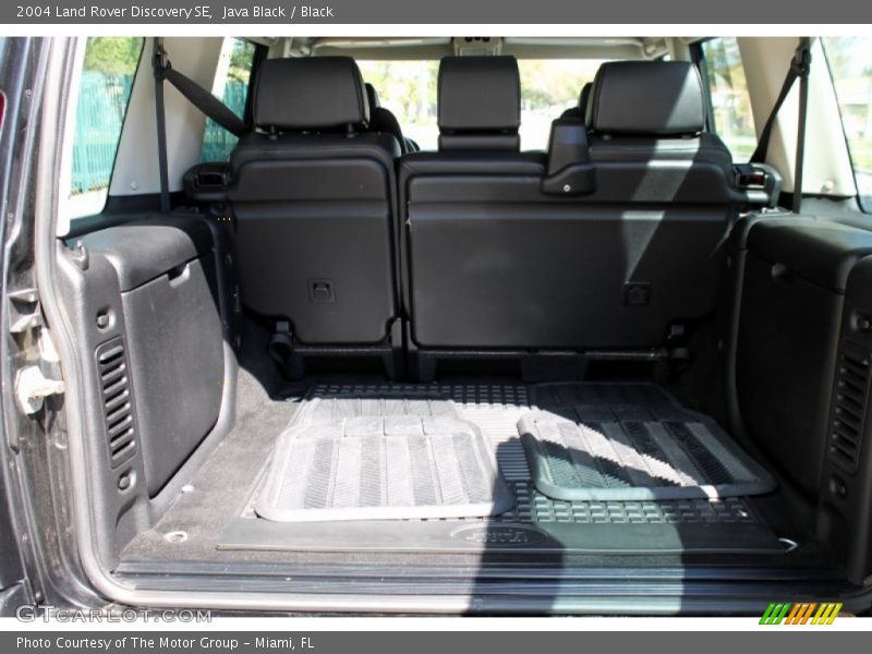 Java Black / Black 2004 Land Rover Discovery SE