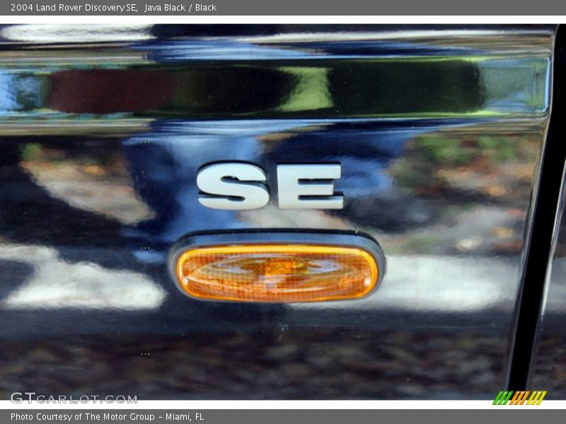 Java Black / Black 2004 Land Rover Discovery SE