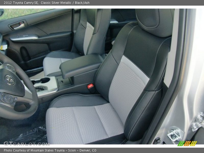 Classic Silver Metallic / Black/Ash 2012 Toyota Camry SE