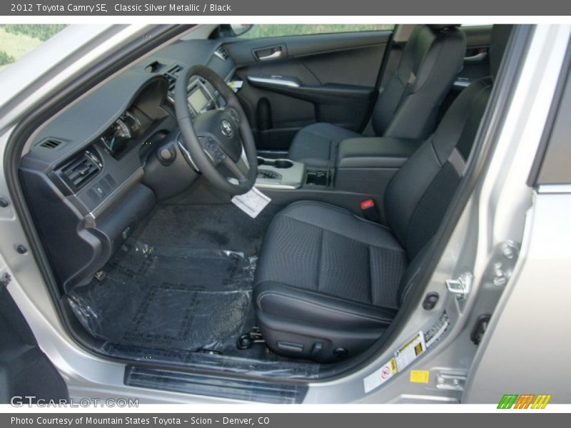 Classic Silver Metallic / Black 2012 Toyota Camry SE