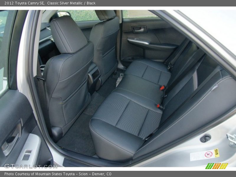 Classic Silver Metallic / Black 2012 Toyota Camry SE