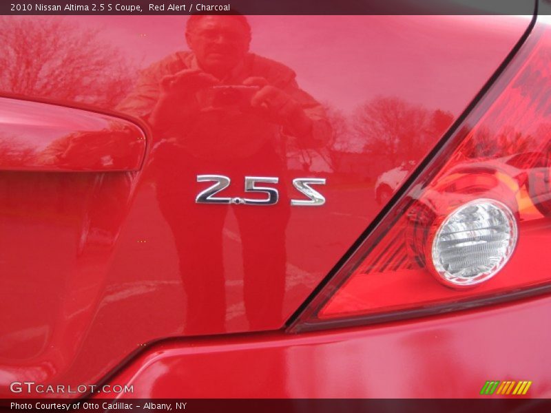 Red Alert / Charcoal 2010 Nissan Altima 2.5 S Coupe