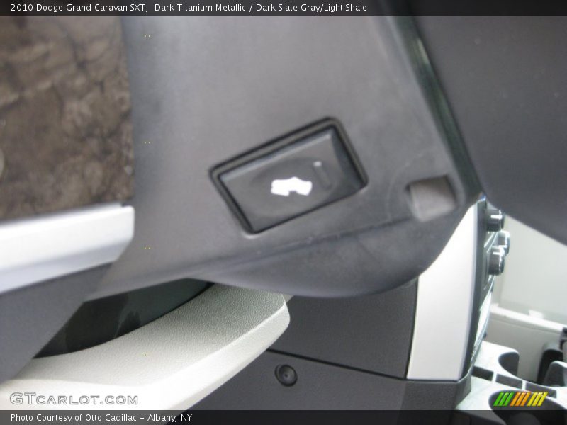 Dark Titanium Metallic / Dark Slate Gray/Light Shale 2010 Dodge Grand Caravan SXT