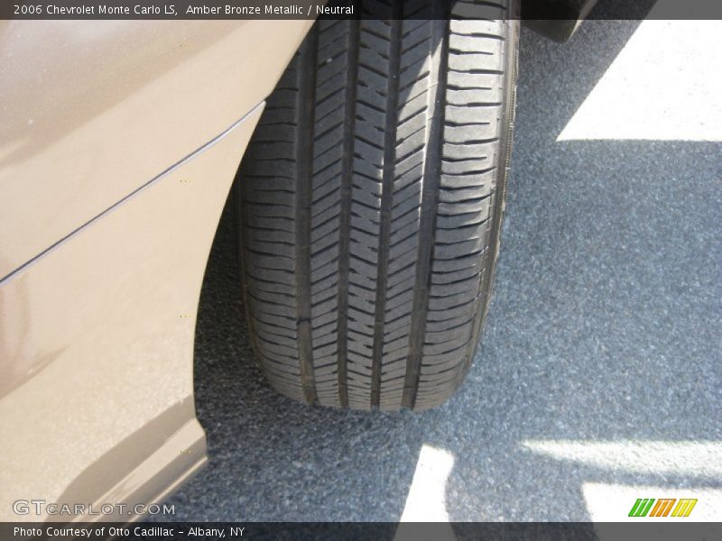 Amber Bronze Metallic / Neutral 2006 Chevrolet Monte Carlo LS