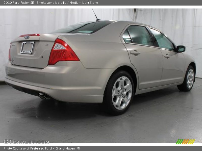 Smokestone Metallic / Medium Light Stone 2010 Ford Fusion SE