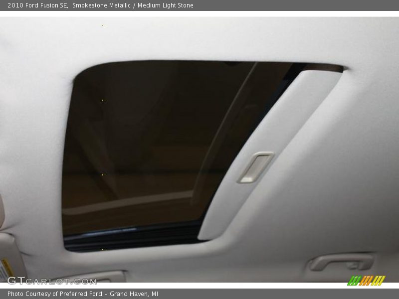 Smokestone Metallic / Medium Light Stone 2010 Ford Fusion SE