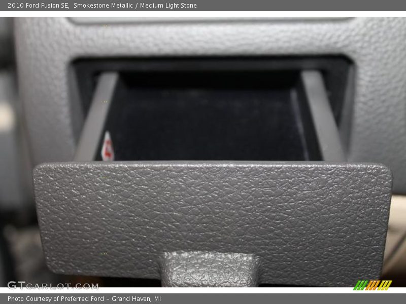 Smokestone Metallic / Medium Light Stone 2010 Ford Fusion SE