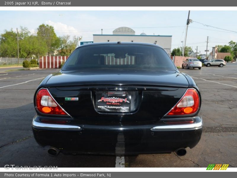 Ebony / Charcoal 2005 Jaguar XJ XJR