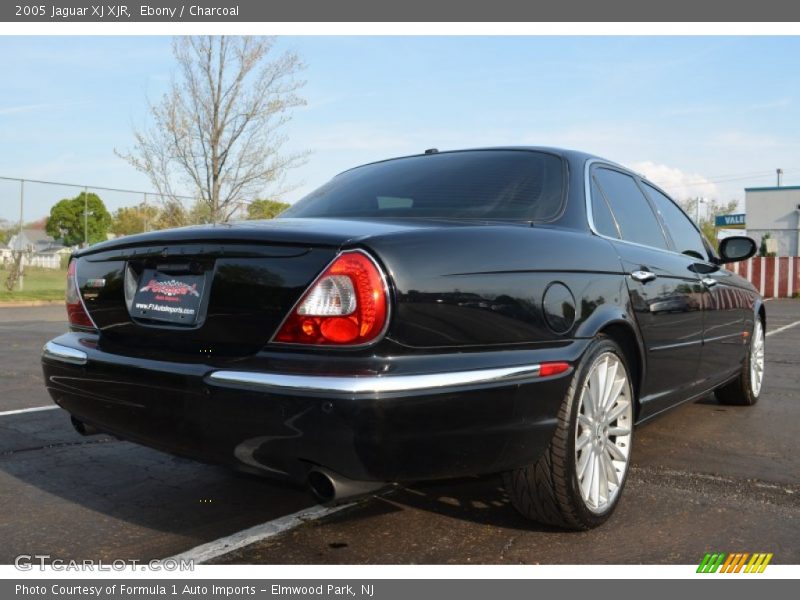 Ebony / Charcoal 2005 Jaguar XJ XJR