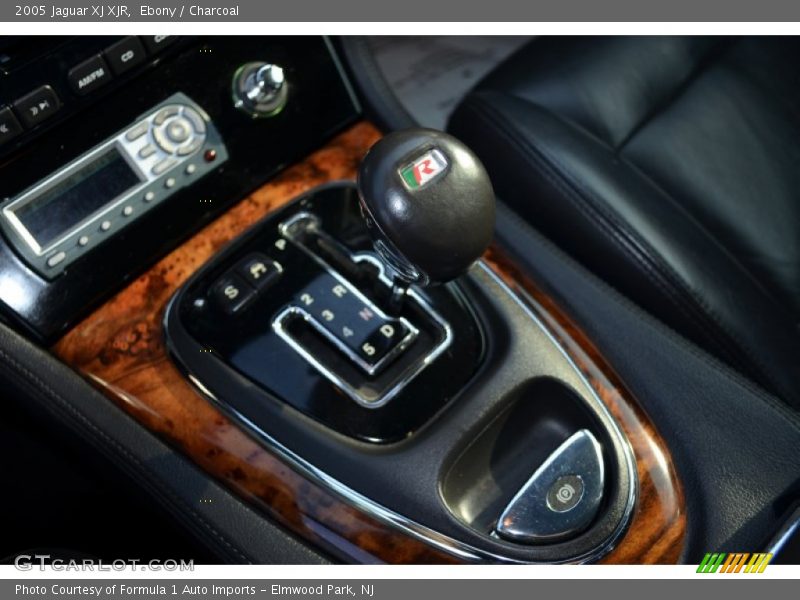 Ebony / Charcoal 2005 Jaguar XJ XJR