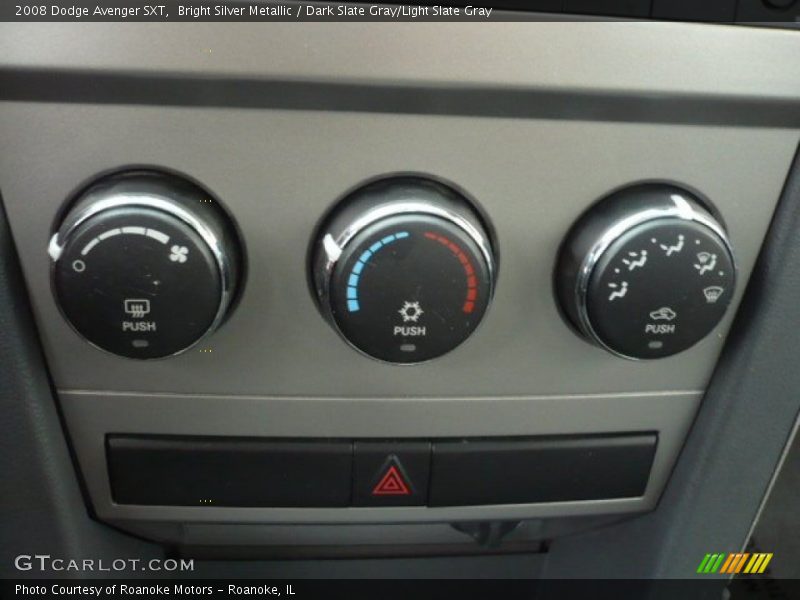 Bright Silver Metallic / Dark Slate Gray/Light Slate Gray 2008 Dodge Avenger SXT
