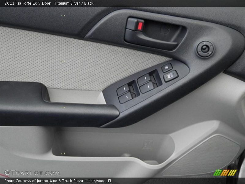 Titanium Silver / Black 2011 Kia Forte EX 5 Door