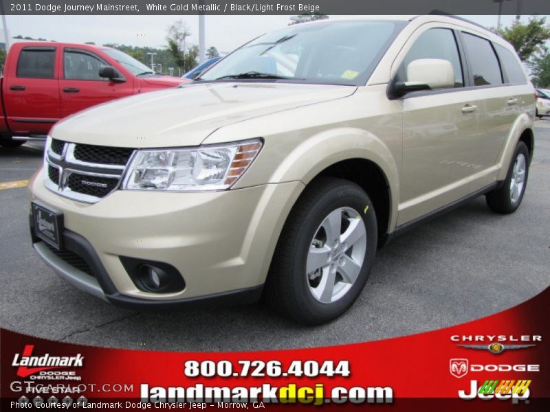 White Gold Metallic / Black/Light Frost Beige 2011 Dodge Journey Mainstreet