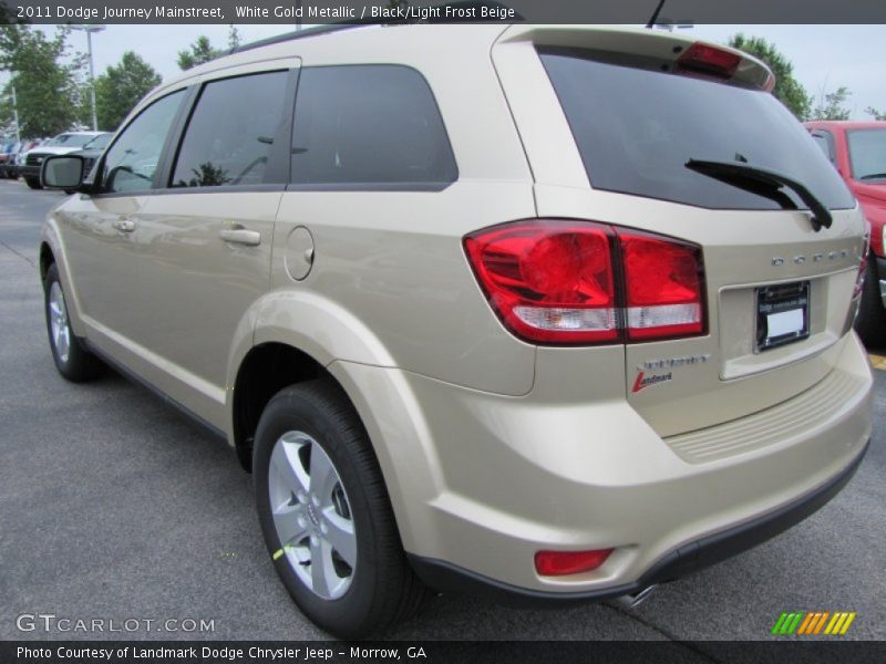 White Gold Metallic / Black/Light Frost Beige 2011 Dodge Journey Mainstreet