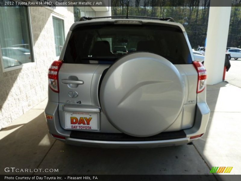 Classic Silver Metallic / Ash 2012 Toyota RAV4 I4 4WD