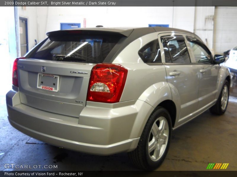 Bright Silver Metallic / Dark Slate Gray 2009 Dodge Caliber SXT