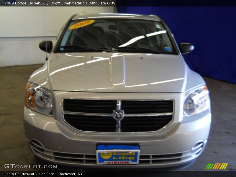 Bright Silver Metallic / Dark Slate Gray 2009 Dodge Caliber SXT